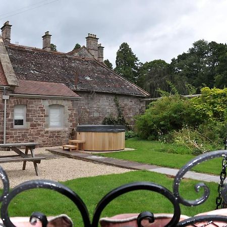 Cecile'S Cottage At Cefn Tilla Court, Usk Luaran gambar