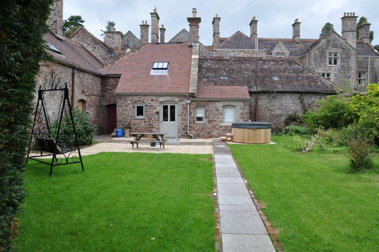 Cecile'S Cottage At Cefn Tilla Court, Usk Luaran gambar